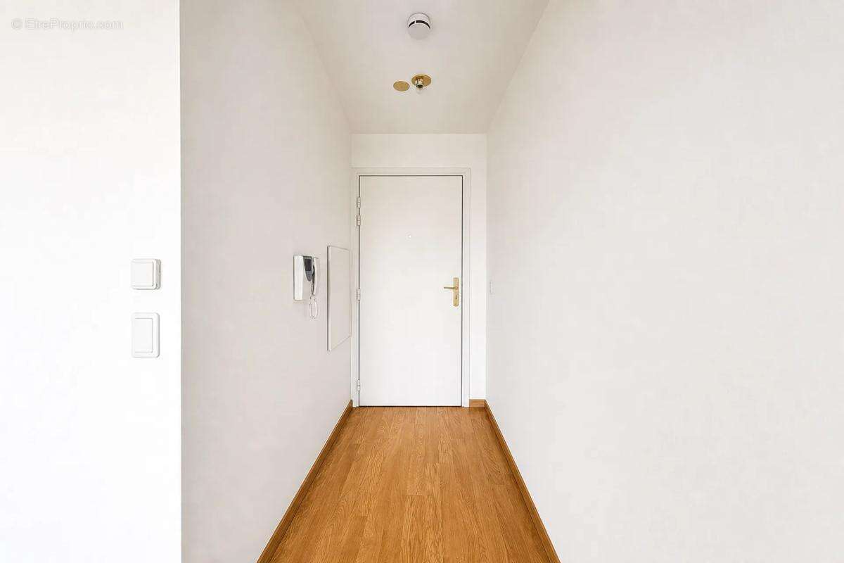 Appartement à NANTERRE
