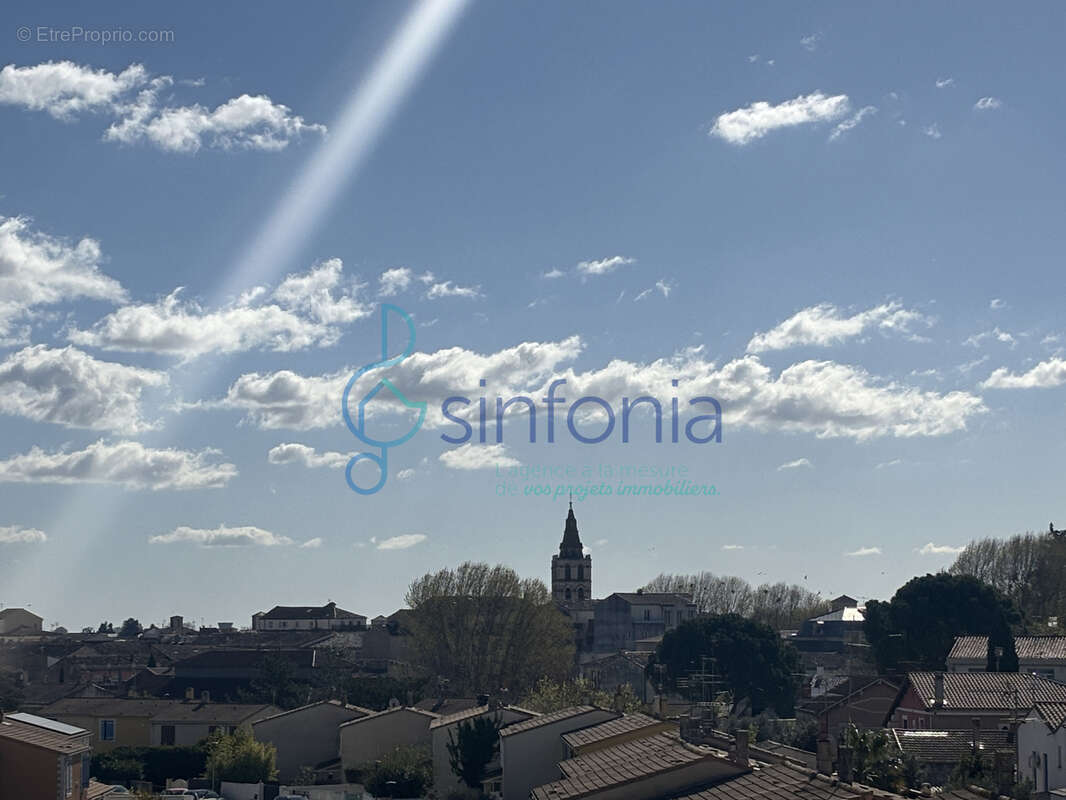 Appartement à LUNEL