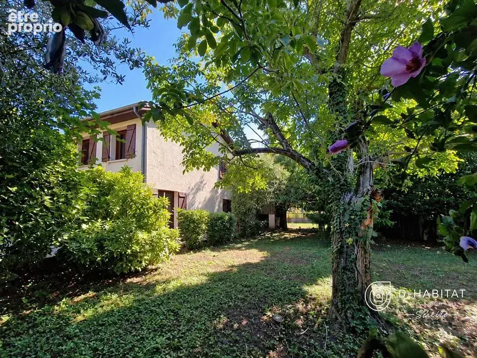 Maison à SAINT-MARTIN-D'HERES