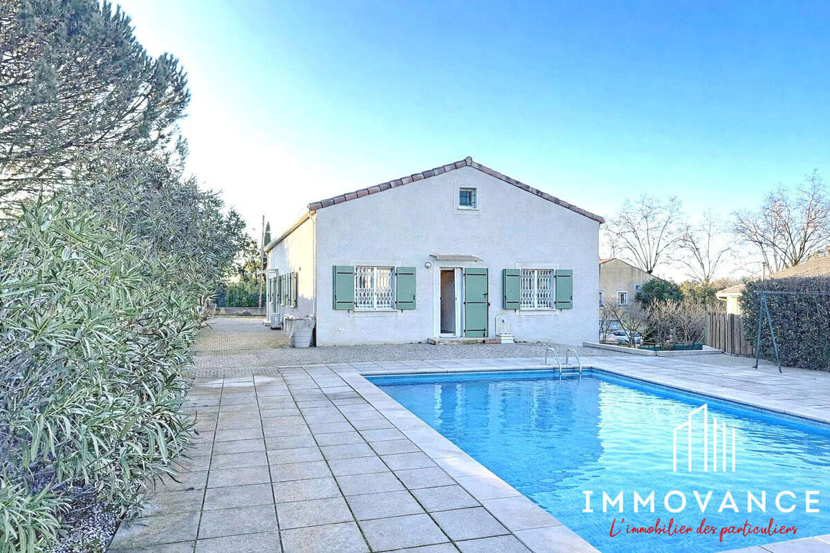 Maison 200 m² à Saint-Jean-De-Vedas  - photo 2