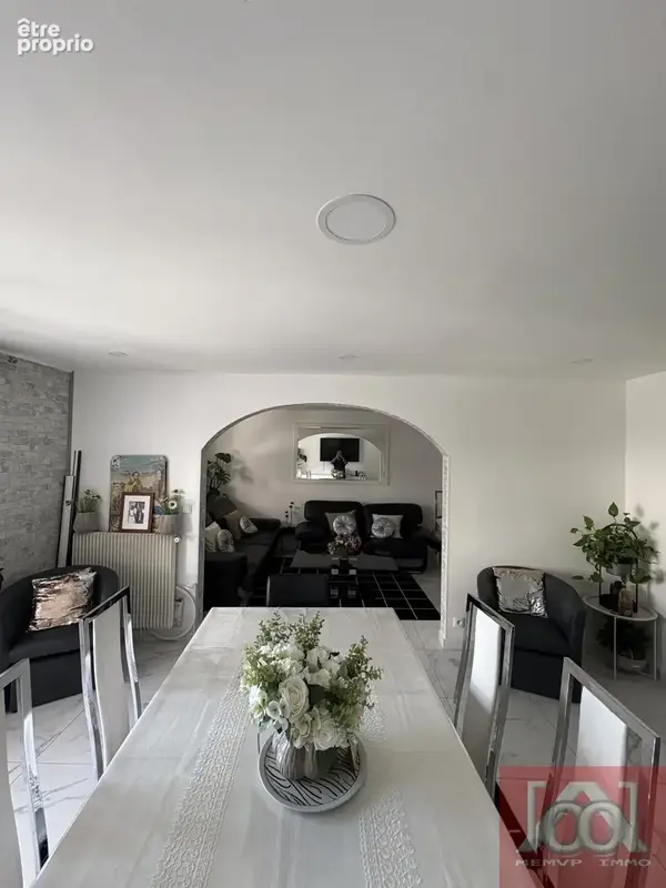 Appartement 4 pièces NEUILLY SUR MARNE - photo 2