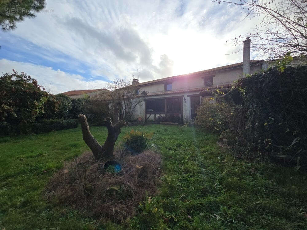 Maison à BOUGUENAIS