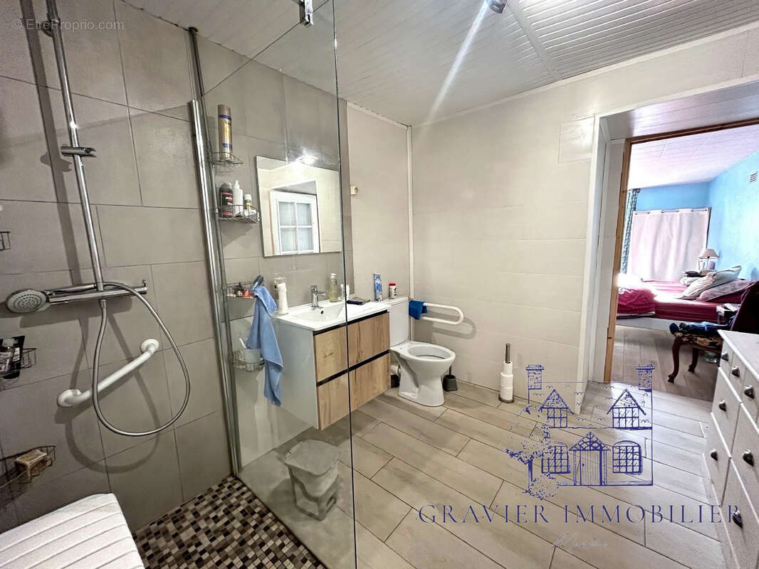 Maison à SAINT-GERMAIN-SUR-AY