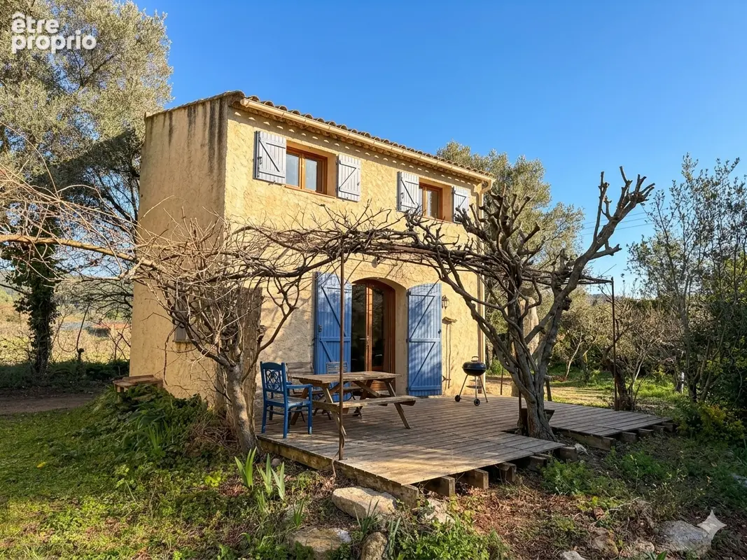 Bastidon provençal située dans un environnement champêtre - photo 2