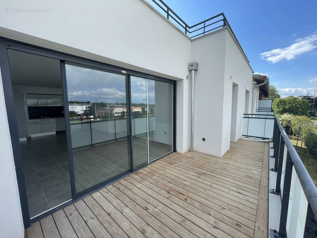 Appartement à SAINT-ORENS-DE-GAMEVILLE