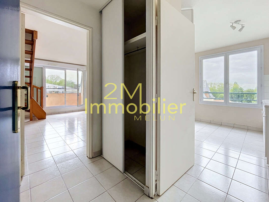Appartement à DAMMARIE-LES-LYS