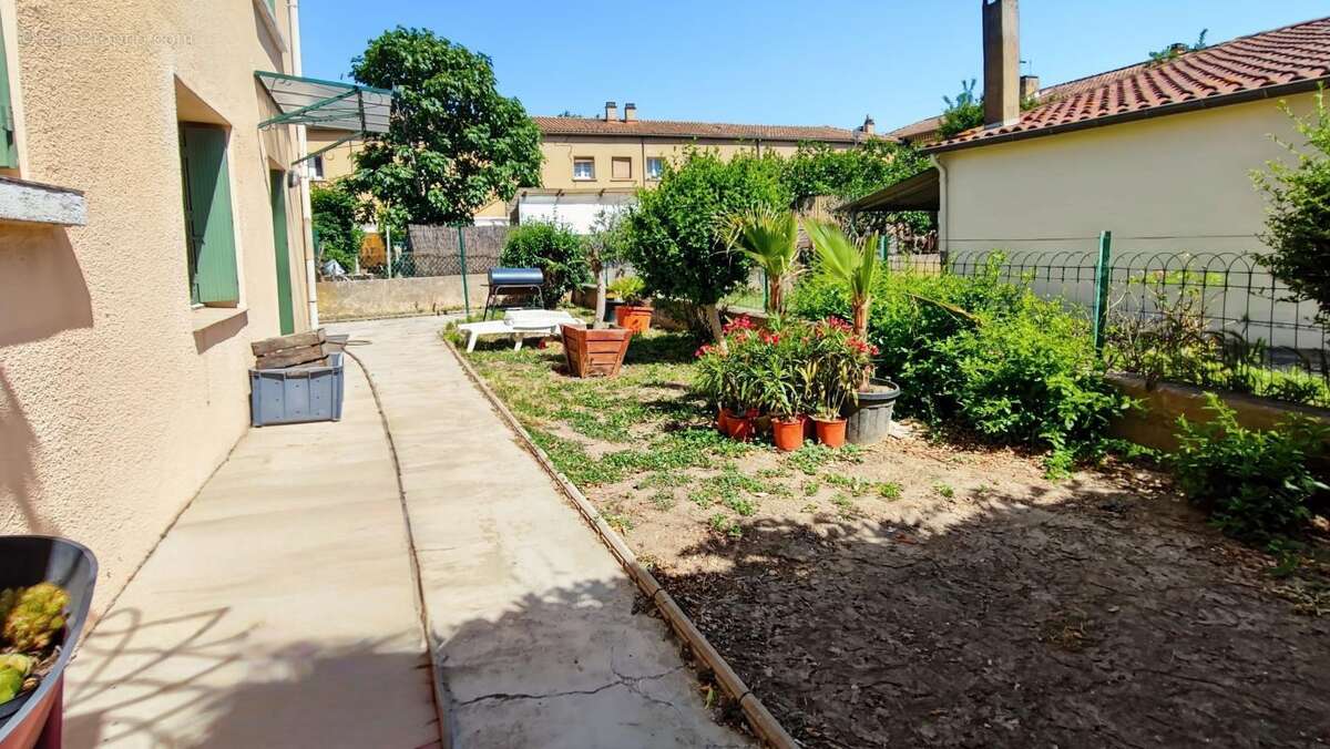 Maison à ROQUEMAURE