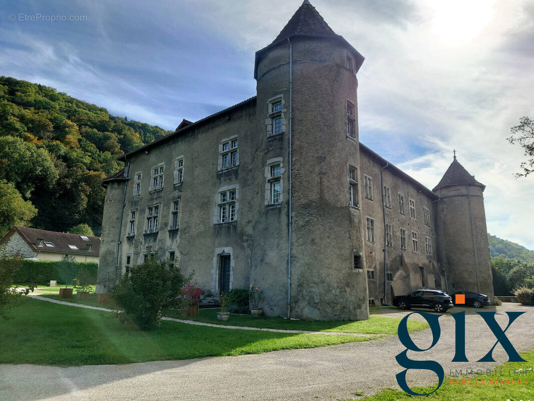 Appartement à FROGES