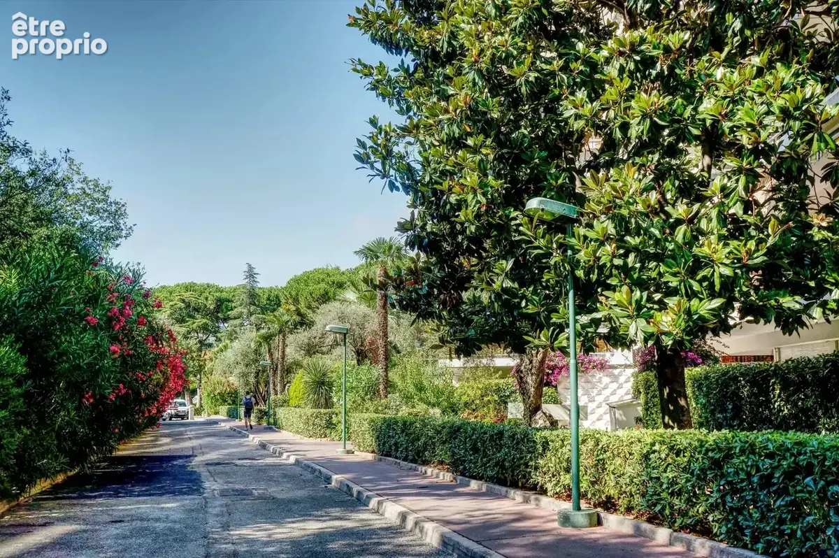 À vendre : appartement 3 pièces avec grande terrasse et piscine - photo 16