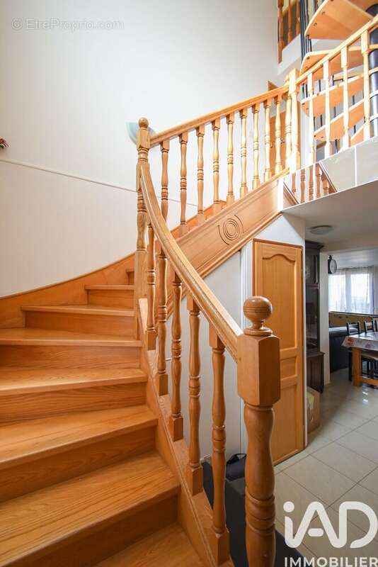 Maison 126 m² à Gagny  - photo 6
