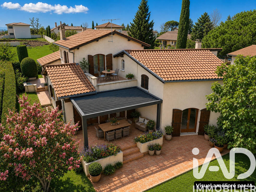 Photo 1 - Maison à GENAS