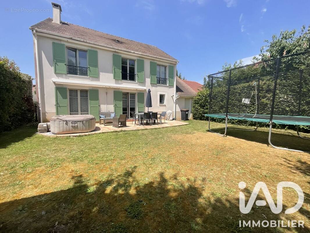 Maison 130 m² à Cesson  - photo 1