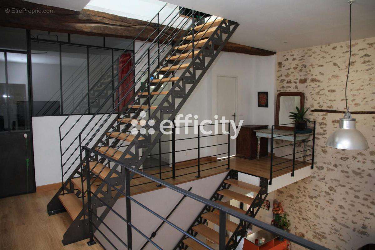 Maison 170 m² à Saulx-Les-Chartreux  - photo 10