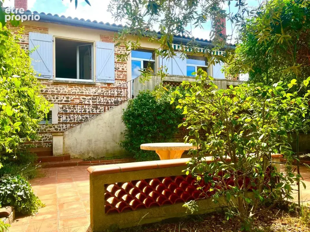 Maison de caractère au cœur de Fontenilles, 165 m² de charme et d'authenticité - photo 2