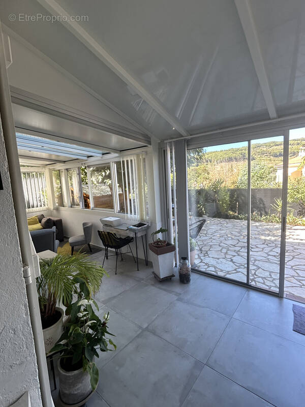 Maison à LE CASTELLET