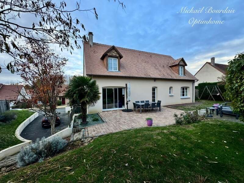 Maison à LA SUZE-SUR-SARTHE