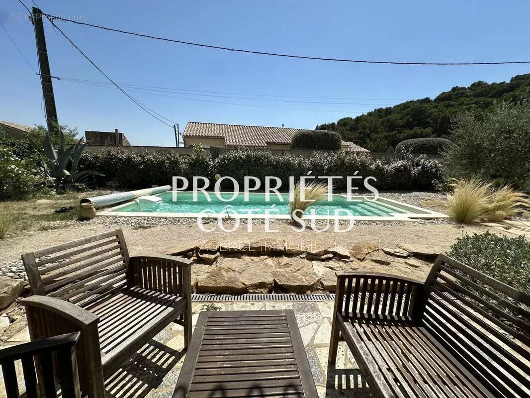Maison 135 m2 avec terrain 585 m2 et piscine - photo 17