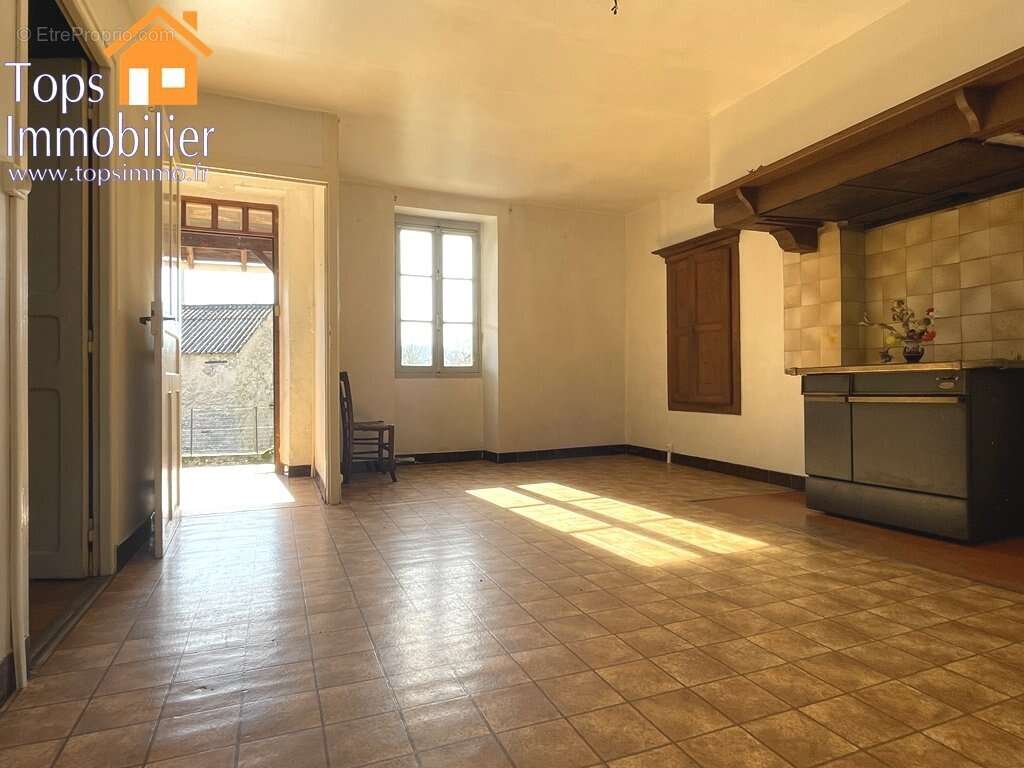 Maison à LA ROUQUETTE