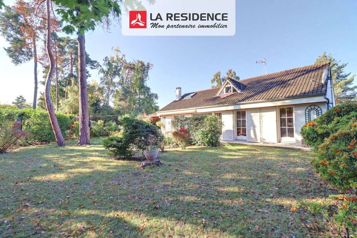 Maison à VERNEUIL-SUR-SEINE