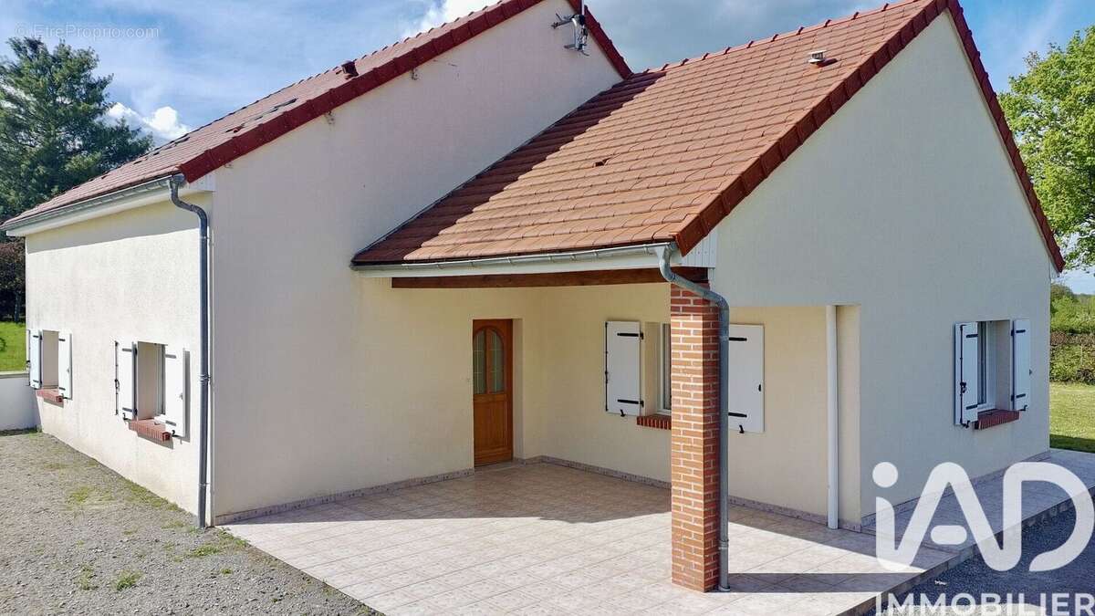 Maison 123 m² à Feusines  - photo 4