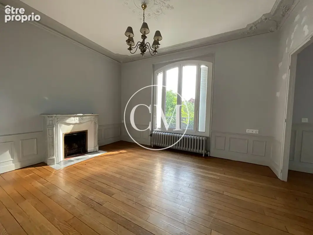 Versailles  Montreuil Maison de caractere - photo 2