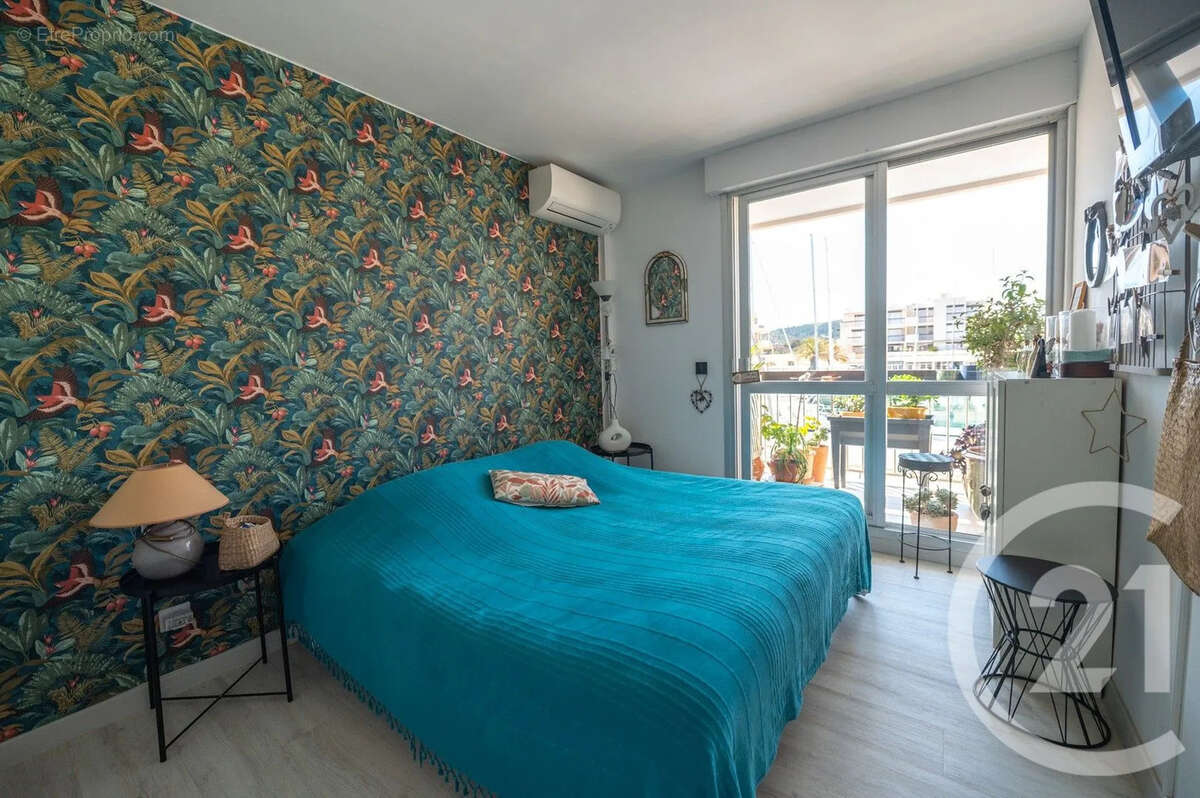 Appartement à BORMES-LES-MIMOSAS