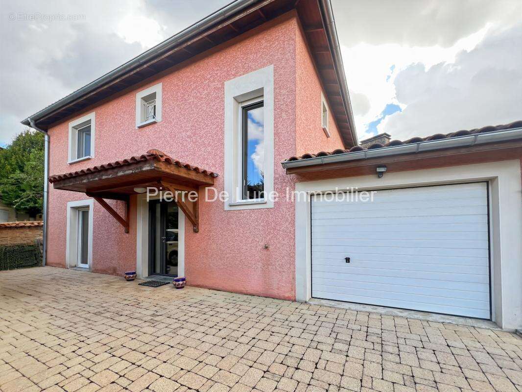 Maison à LE BOIS-D&#039;OINGT