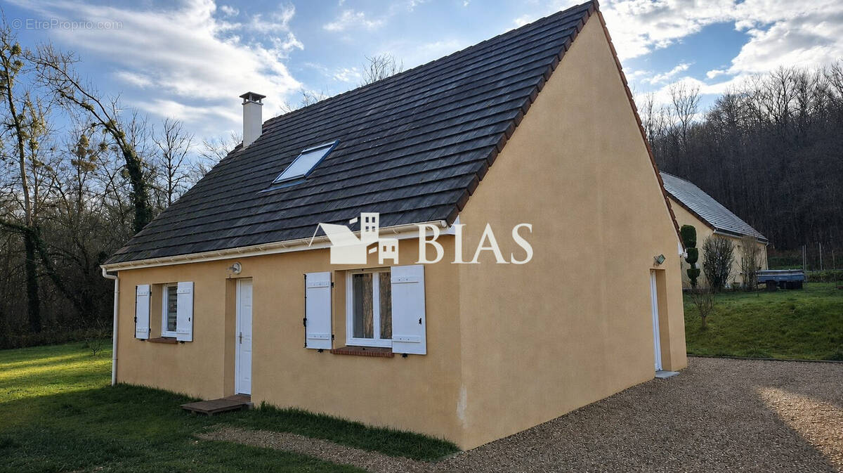 Maison à SAINT-PIERRE-DU-BOSGUERARD