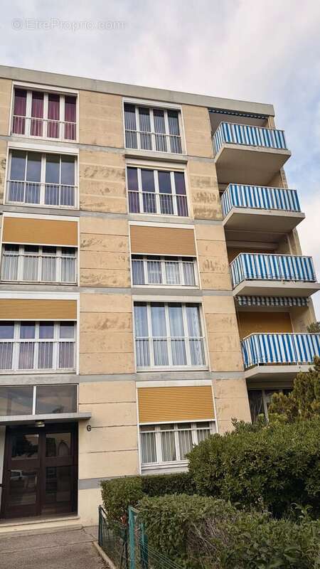 Appartement à MARIGNANE