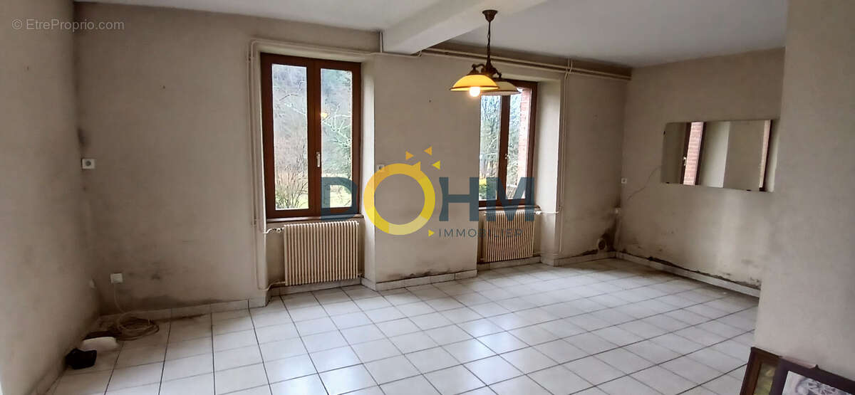 Maison à VERTOLAYE