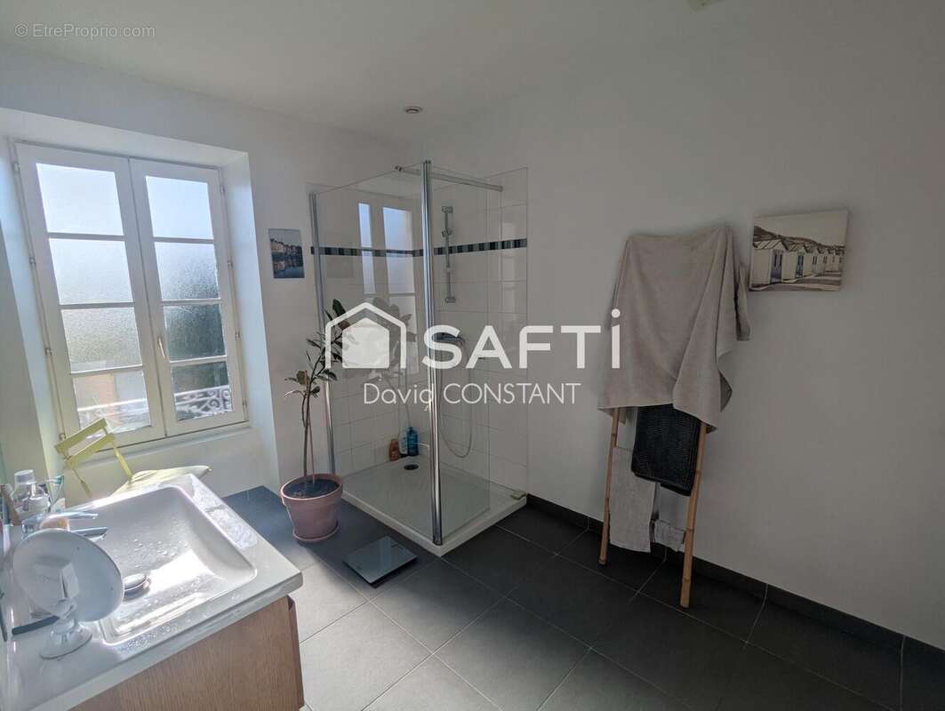 Photo 8 - Maison à SURGERES