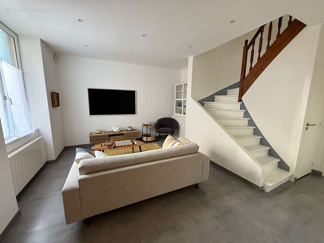 Maison à LE POULIGUEN