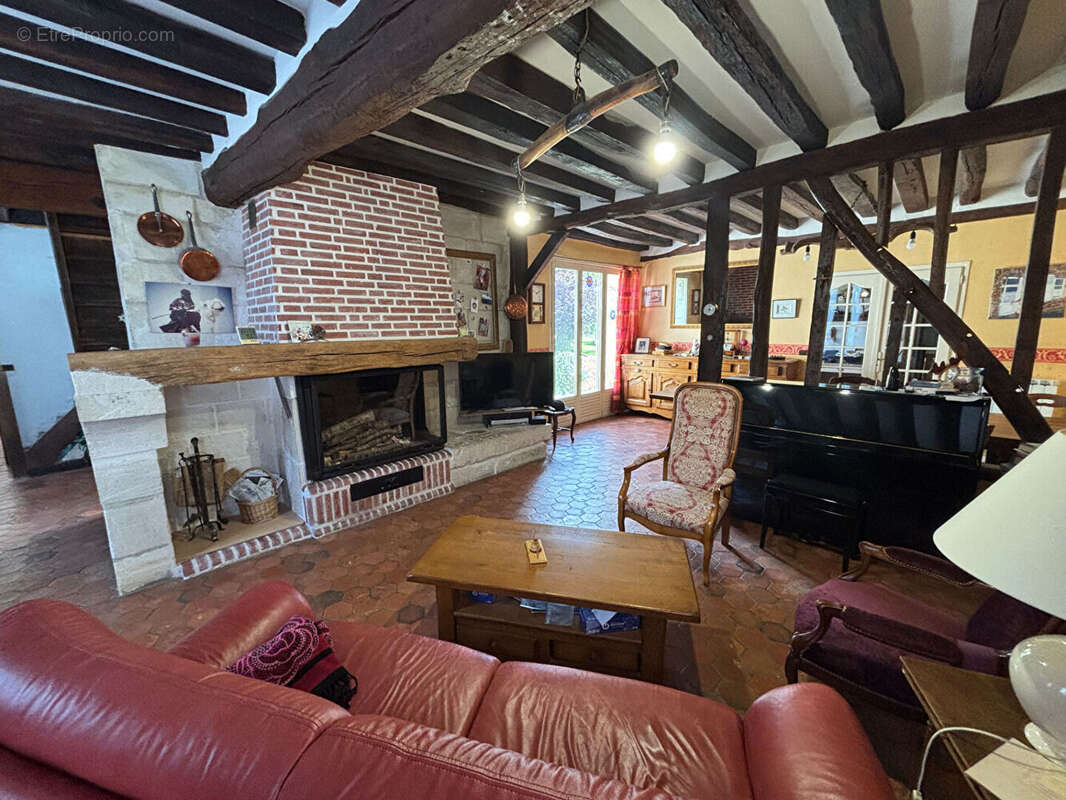 Maison à SAINTE-GENEVIEVE