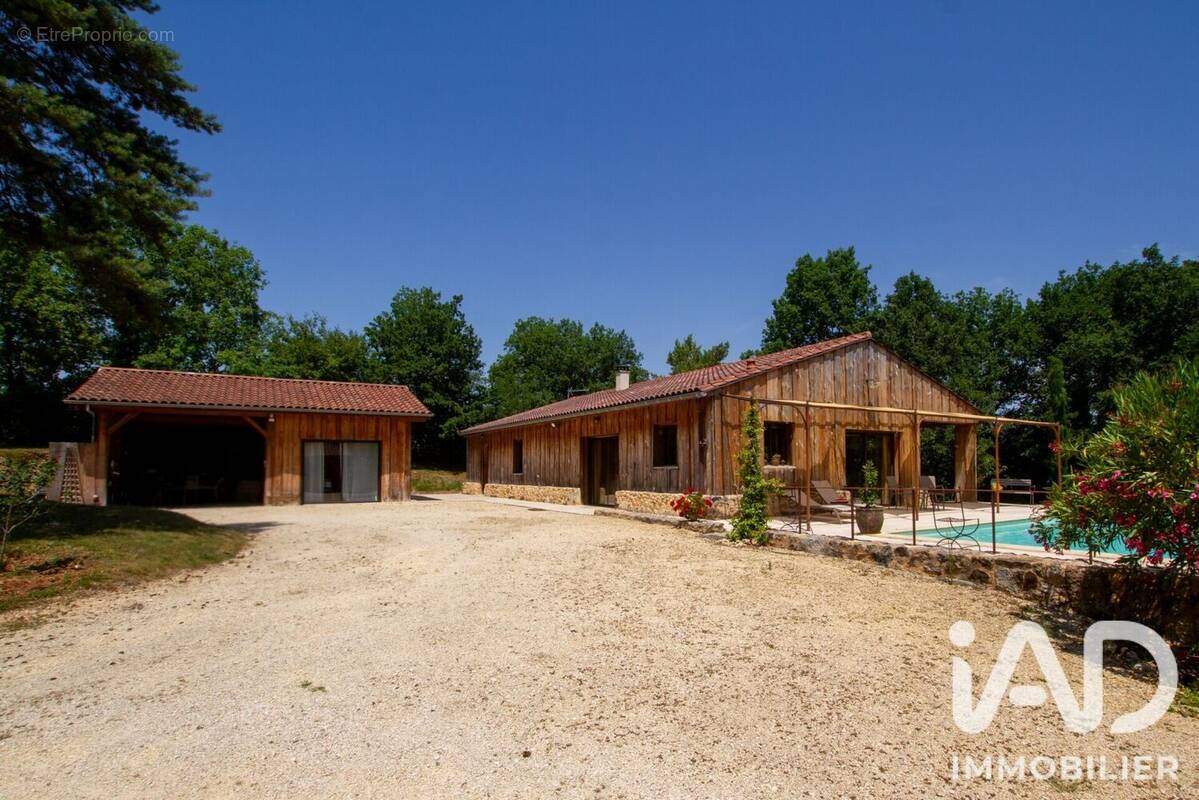 Photo 1 - Maison à SAINTE-FOY-DE-LONGAS