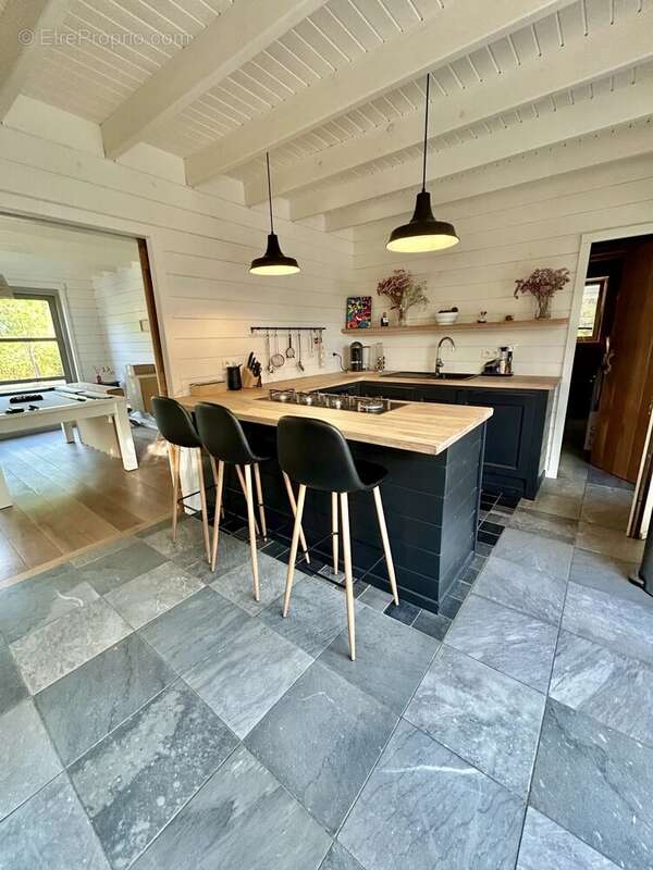 Maison à VILLENEUVE-DE-LA-RAHO