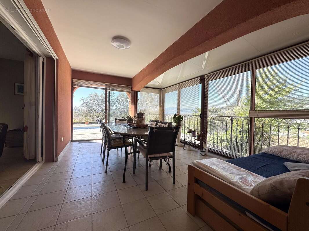 Maison à DRAGUIGNAN