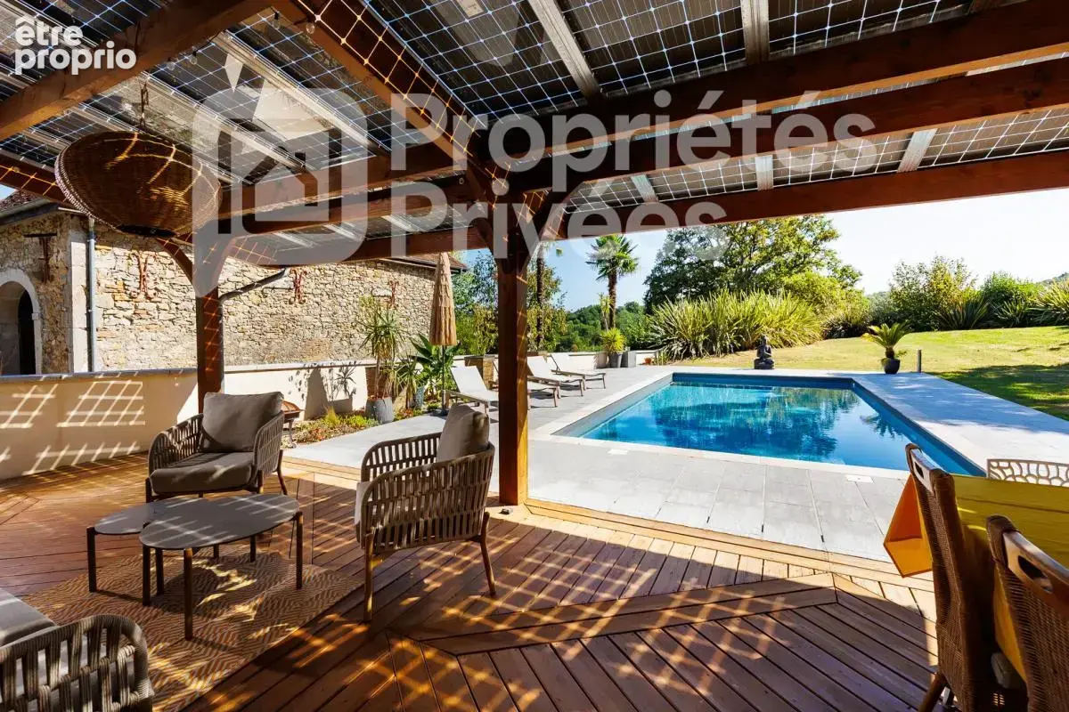 Maison béarnaise avec grange restaurée, pigeonnier et piscine - photo 14