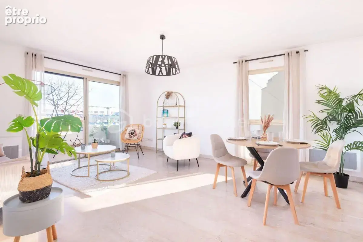 T4 lumineux avec 2 balcons, garage , place de parking et cave - photo 6