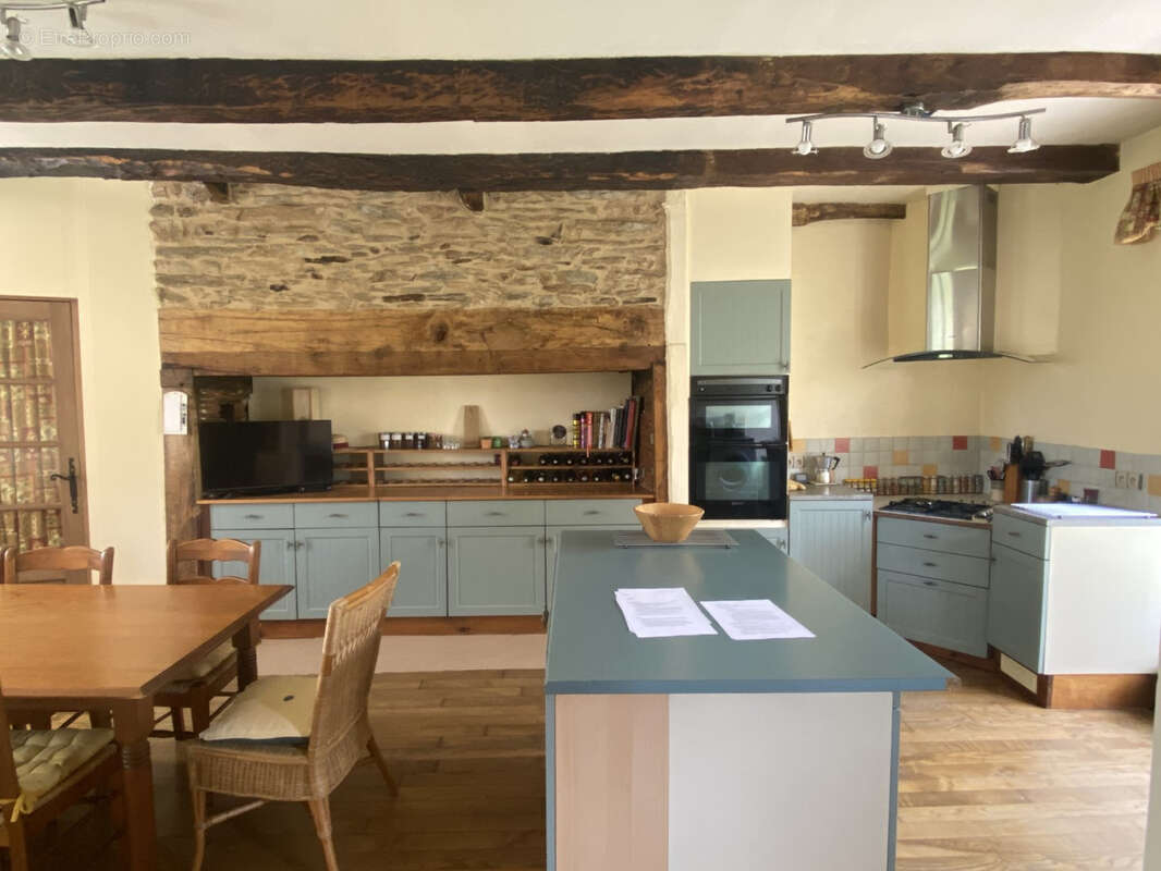 Maison en pierres tb etat dependances - photo 8
