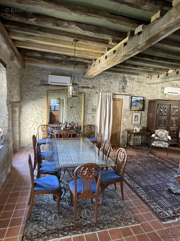 Maison à SAUVETERRE-DE-BEARN