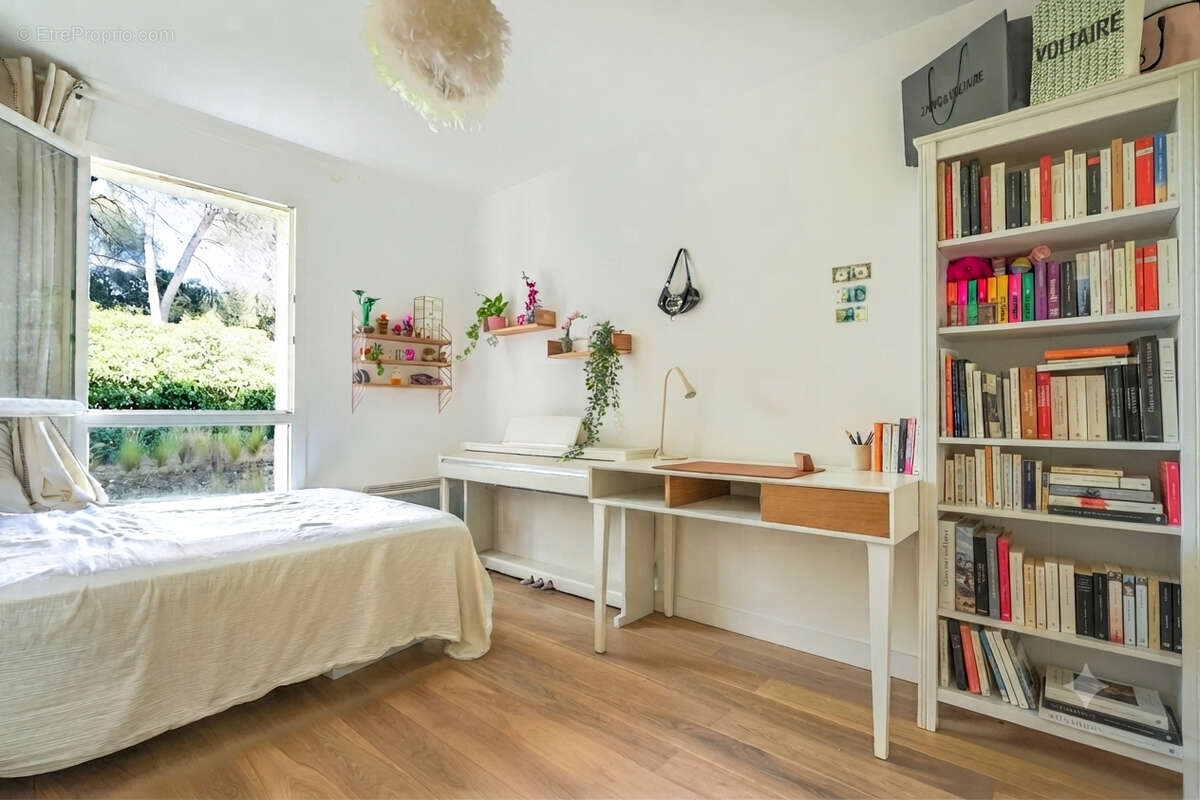 Appartement à CABRIES