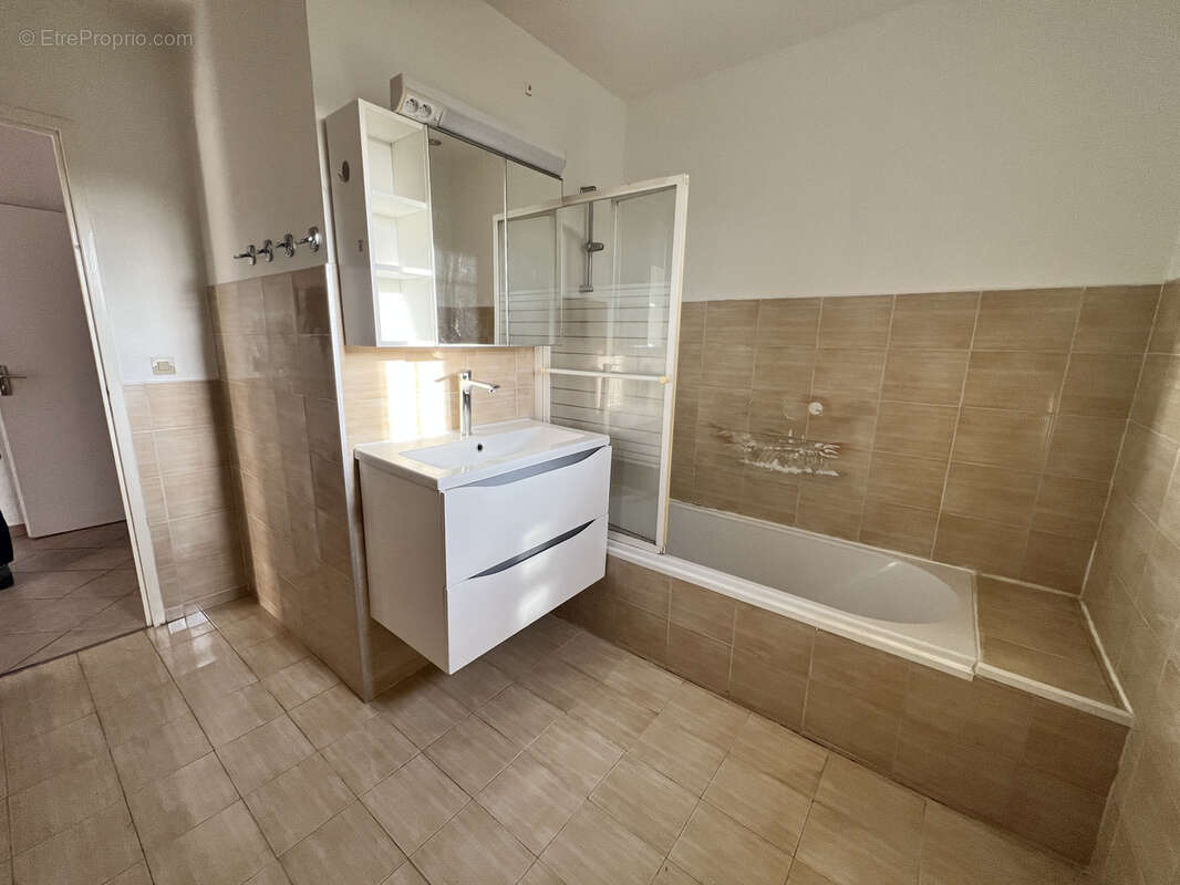 Maison à SIX-FOURS-LES-PLAGES