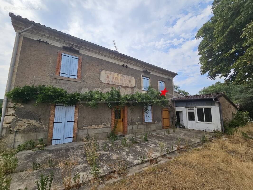 Maison à SAINT-JULIEN-DU-PUY