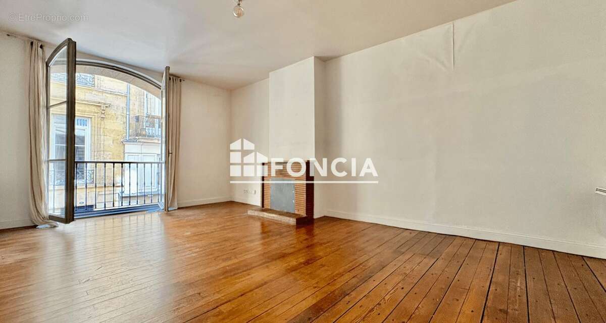 Appartement à BORDEAUX
