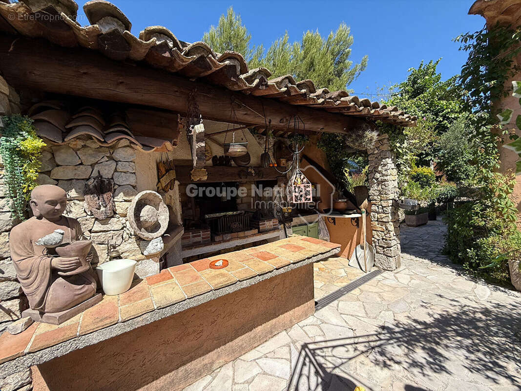 Maison à PEGOMAS