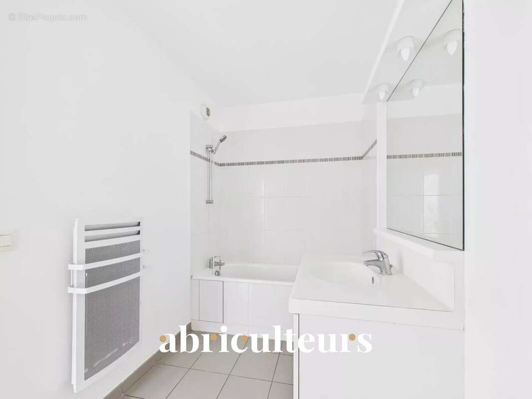 Appartement à SURVILLIERS