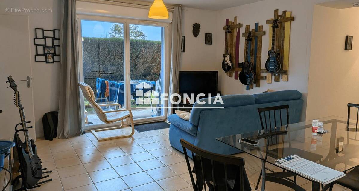 Appartement à SAINT-ASTIER