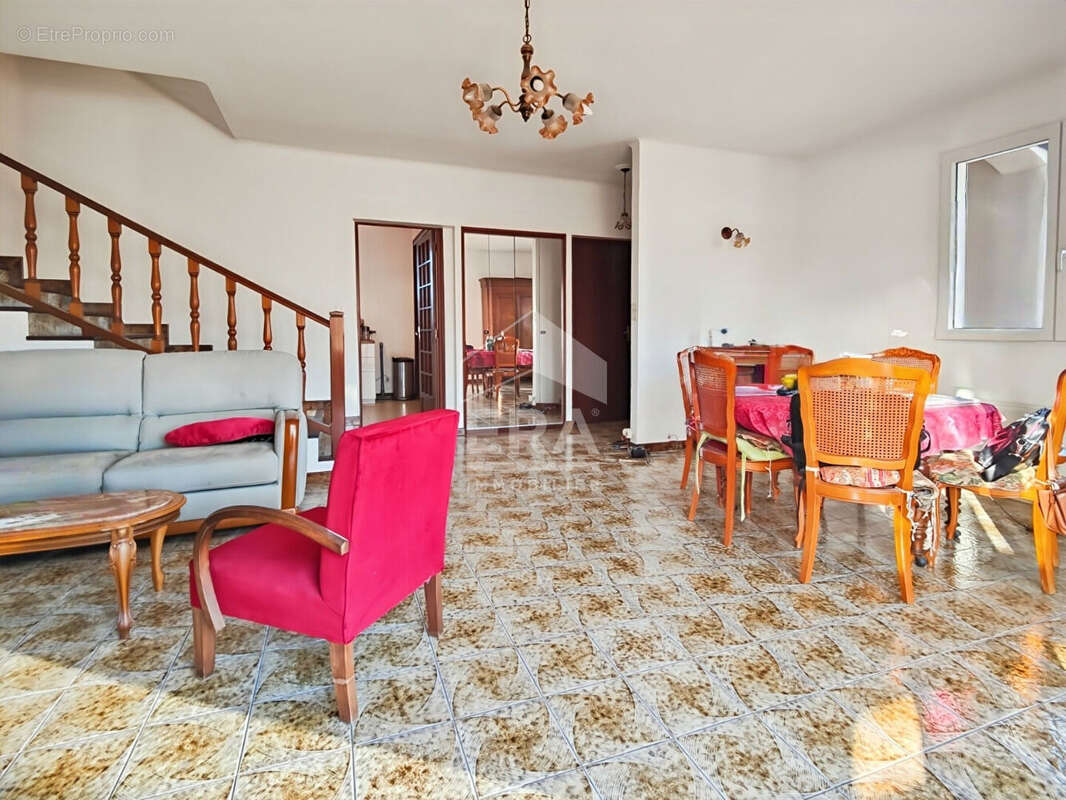 Maison à GIGNAC-LA-NERTHE