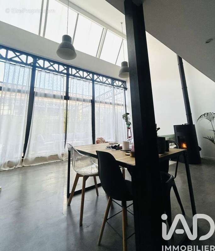 Photo 3 - Commerce à TOURCOING