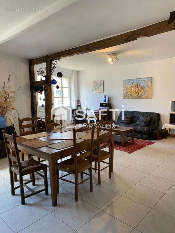 Photo 3 - Maison à THEVET-SAINT-JULIEN